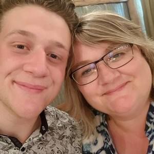 Meet your Posher, Marcia